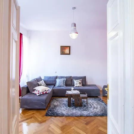 Emma Apartamento
